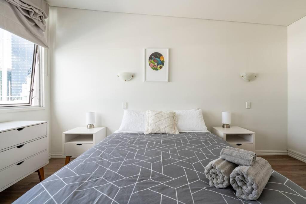 Spacious Penthouse With Spectacular Harbour Views! أوكلاند المظهر الخارجي الصورة